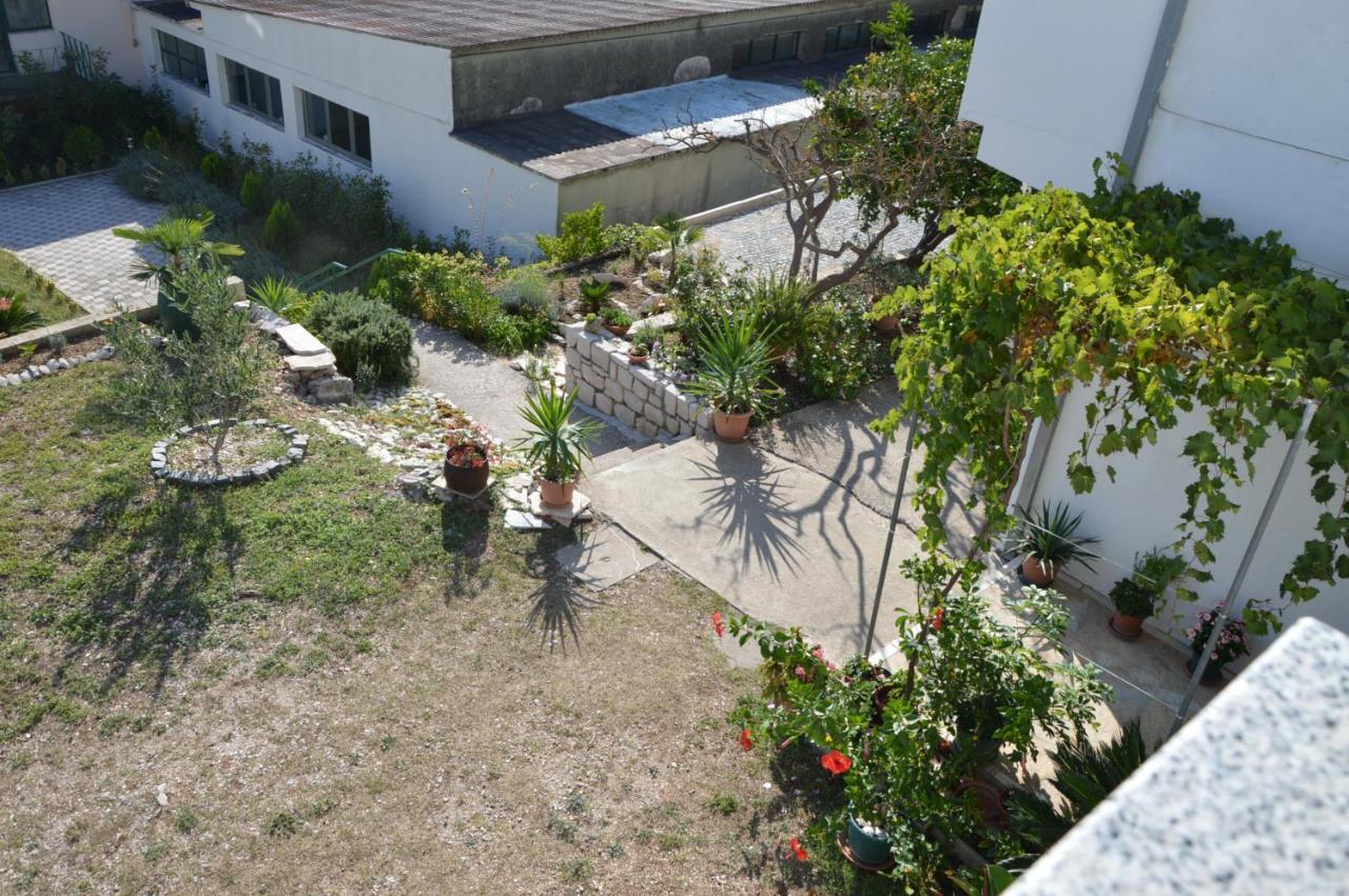 Apartman Mare درفينيك المظهر الخارجي الصورة