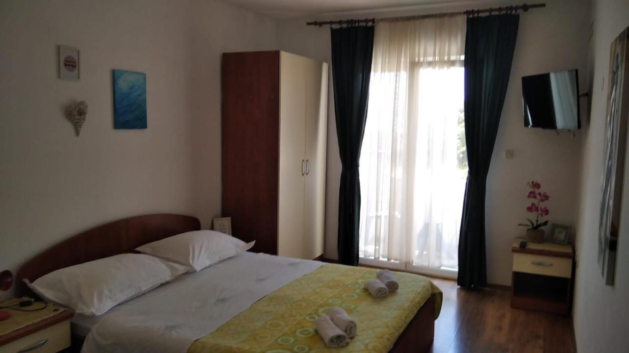 Apartman Mare درفينيك المظهر الخارجي الصورة
